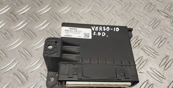 Toyota Verso Climate control unit 886500F121