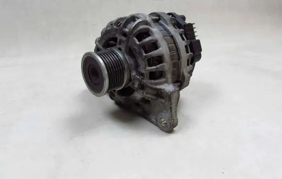 Mitsubishi Canter Generator/alternator MK667724 53711
