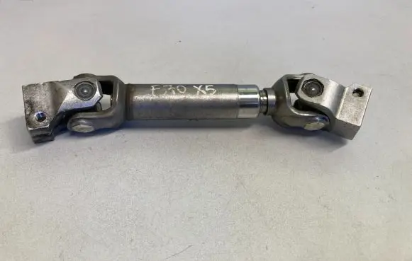 BMW X5 E70 Steering column universal joint 6776928