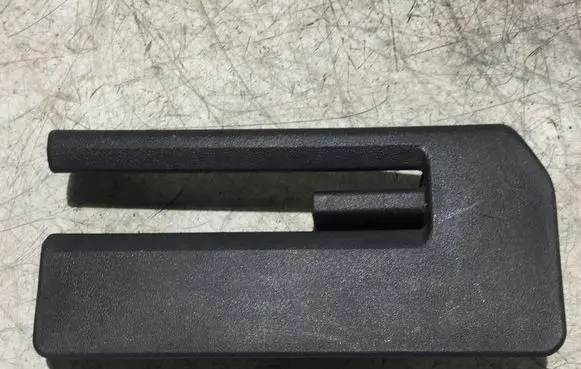 Toyota Corolla Verso AR10 Rear seat rail trim cover 721370F020