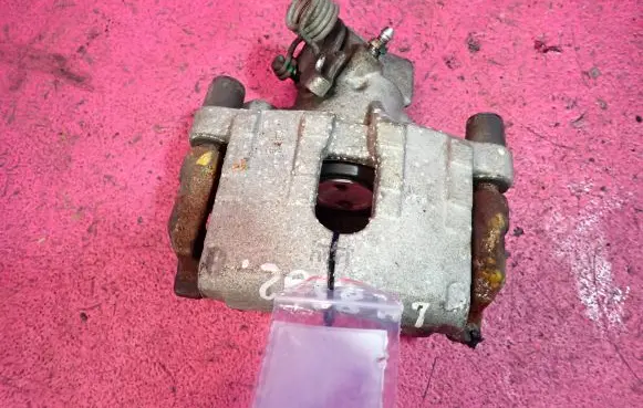 Mazda 3 I Rear brake caliper