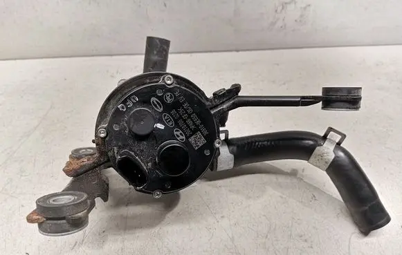 Hyundai Kona I Electric auxiliary coolant/water pump 369100E650