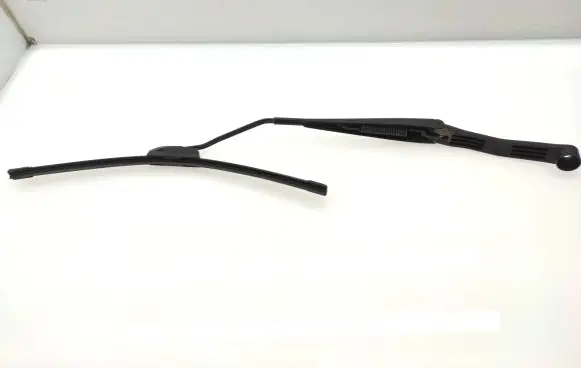 Subaru Outback Front wiper blade arm 35555-LA