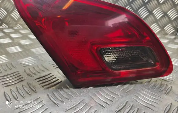 Opel Astra J Tailgate rear/tail lights 1090098 5027
