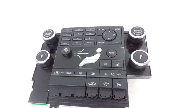 Volvo V70 Climate control unit 30774372