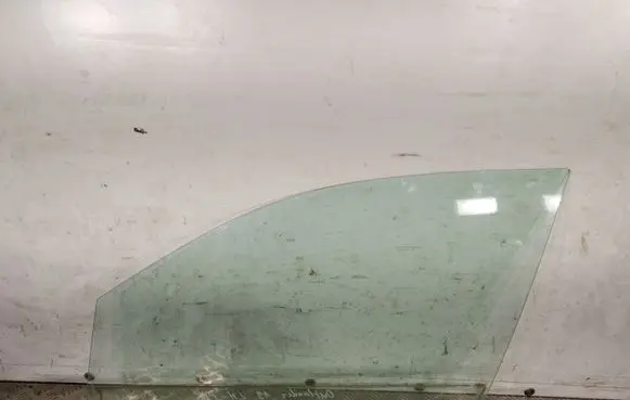 Mitsubishi Outlander Front door window glass four-door 43R00014