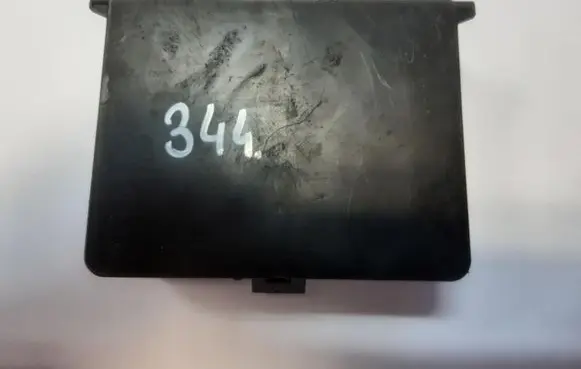 Citroen C4 II Air conditioner control unit module 9832228080