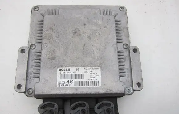 Citroen C5 Engine control unit/module 0281010886 9647474480