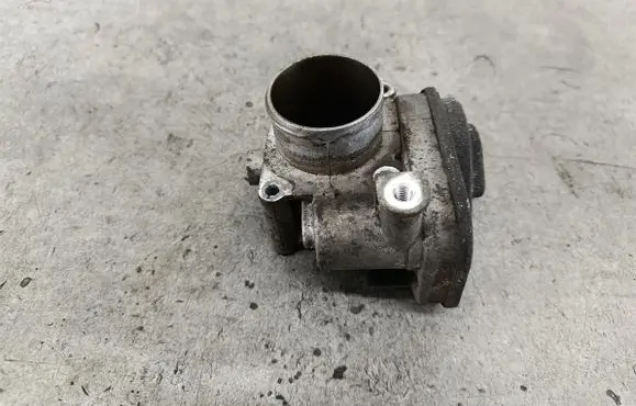 Opel Meriva A Throttle body valve 8973002310