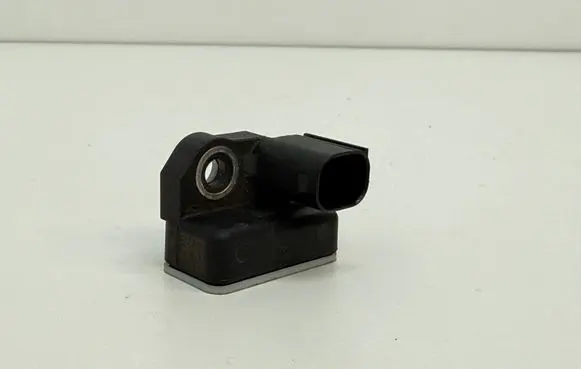 Mercedes-Benz C W205 Yaw turn rate sensor A0009057600