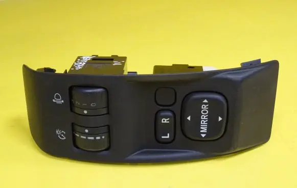Subaru Forester SH Wing mirror switch 83002FG000
