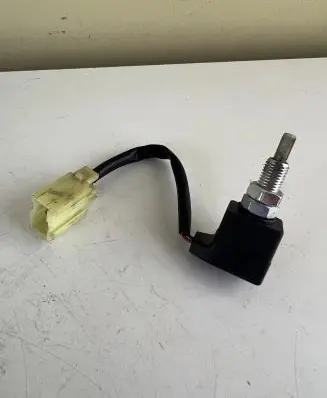 Hyundai Santa Fe Clutch pedal sensor 2E010S