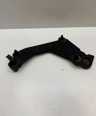 Audi A3 8Y Air filter cleaner box bracket assembly 8Y0129671