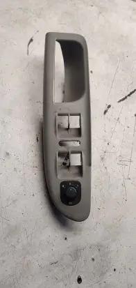 Volkswagen PASSAT B6 Front door window switch trim 3c1867171B