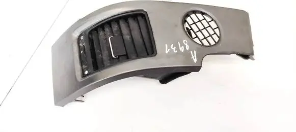 Honda CR-V Dash center air vent grill 77630SWWG011M1 77630-SWW-G011-M1