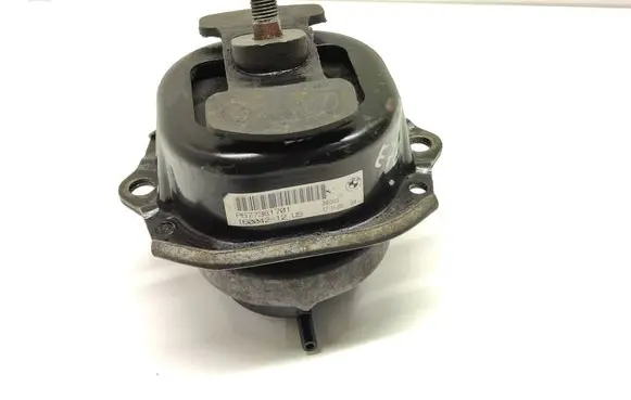 BMW X5 E70 Engine mount bracket 16004212 6773817