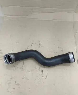 Mercedes-Benz CLK A209 C209 Intercooler hose/pipe A2095281182 32095281 00314008