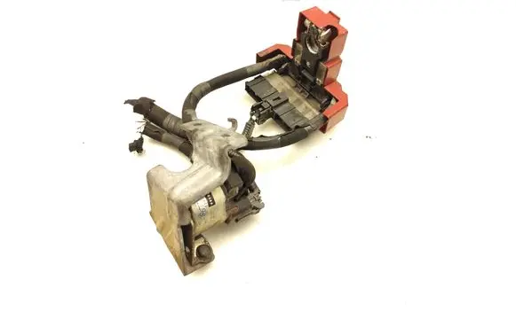 Nissan Qashqai Battery relay fuse P32SENG E8072620