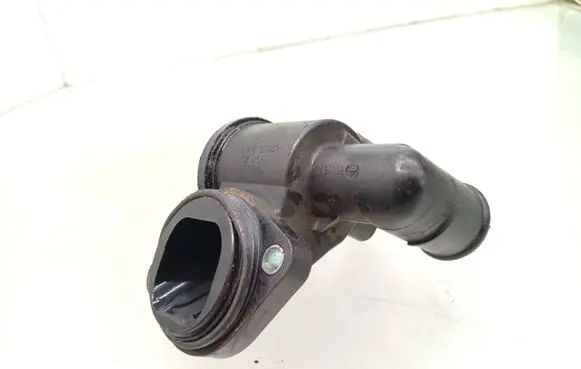 Audi A4 S4 B7 8E 8H Thermostat/thermostat housing Y2495002