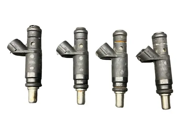 Audi A4 S4 B6 8E 8H Fuel injectors set 06B1335511