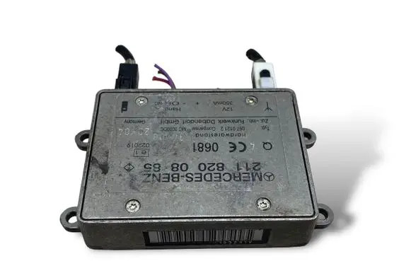 Mercedes-Benz C W203 Bluetooth antenna 2118200885 K5503