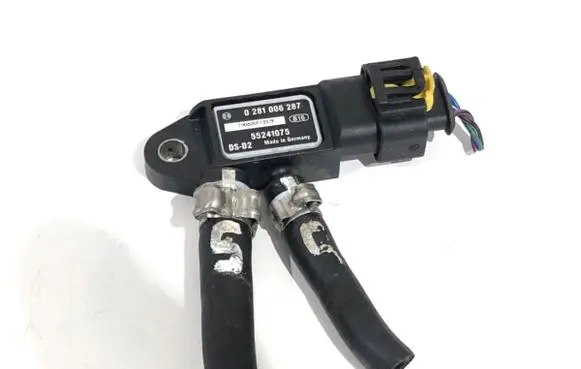 Fiat Doblo Exhaust gas pressure sensor 0281007017