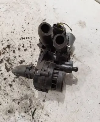 Audi A6 S6 C6 4F Coolant heater control valve 039z023007