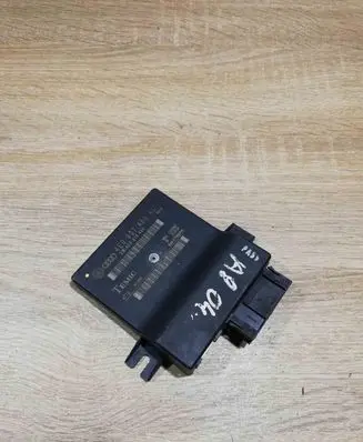 Audi A8 S8 D3 4E Gateway control module 4E0907468A