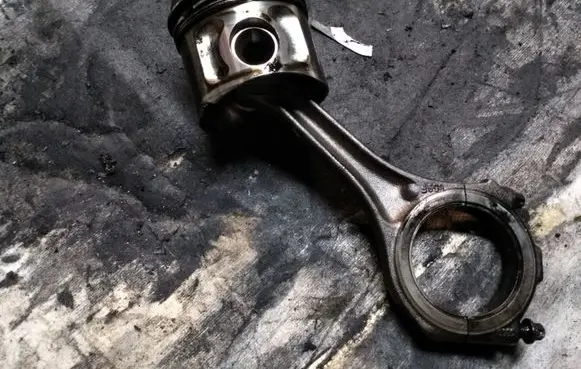 Audi A6 S6 C5 4B Piston with connecting rod
