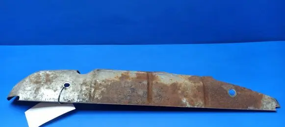 Exhaust heat shield