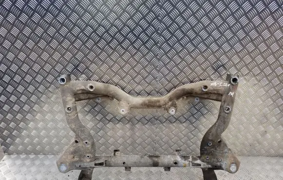 Mercedes-Benz C W204 Front subframe