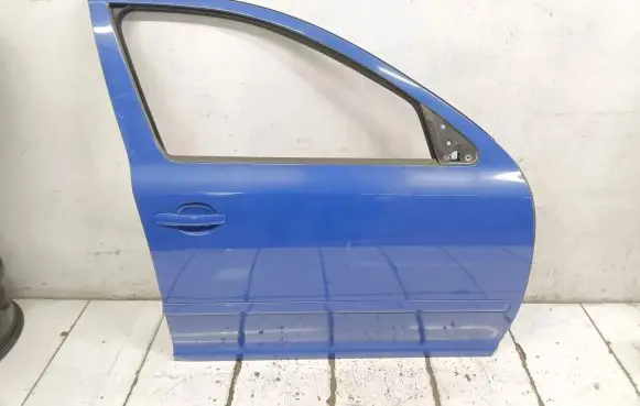Skoda Octavia Mk2 (1Z) Front door