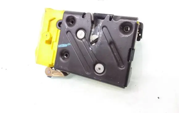Volvo S60 Front door lock 30663041