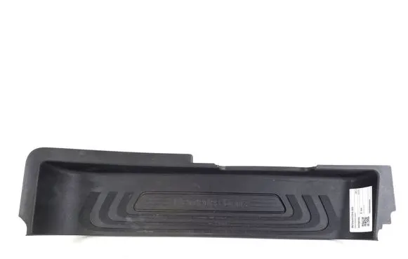 Mercedes-Benz Vito Viano W447 Front sill trim cover A4476801506