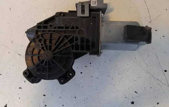 Tesla Model S Front door window regulator motor C60564B