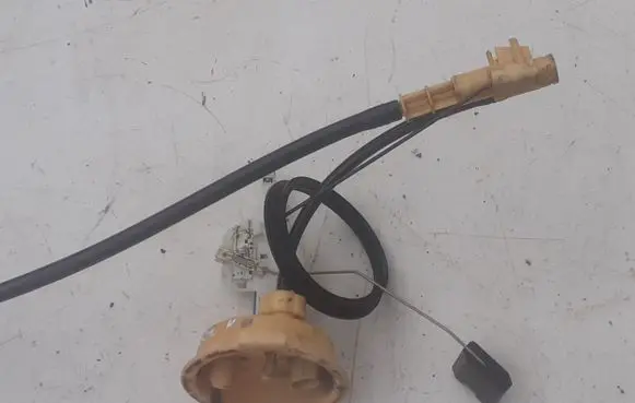Fuel level sensor
