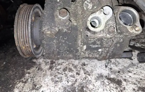 Volkswagen Golf Plus Air conditioning (A/C) compressor (pump)