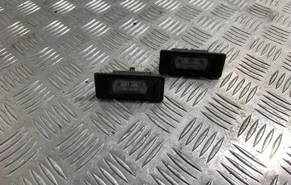 Audi Q7 4M Number plate light 4G0943021