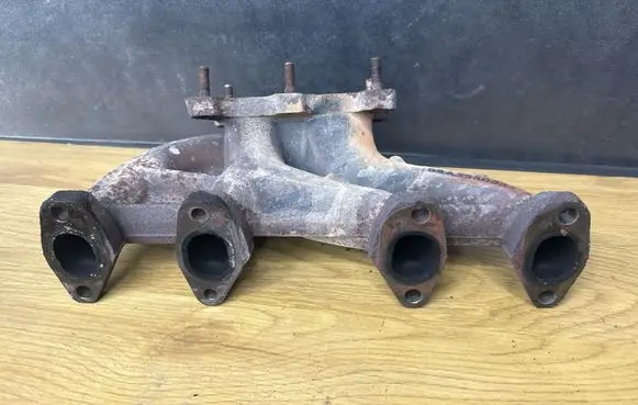Skoda Octavia Mk2 (1Z) Exhaust manifold 06A253033