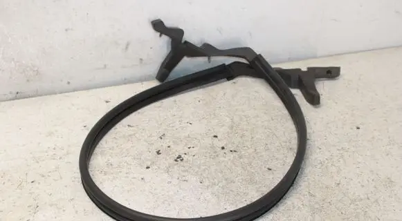 KIA Niro Engine compartment rubber SG2