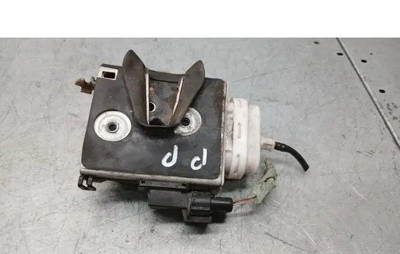 Audi A3 S3 8L Front door lock