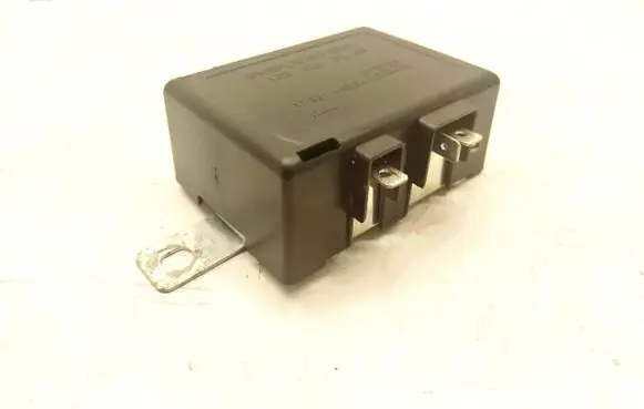 Mercedes-Benz ML W163 Aerial antenna amplifier 1638200289 17551