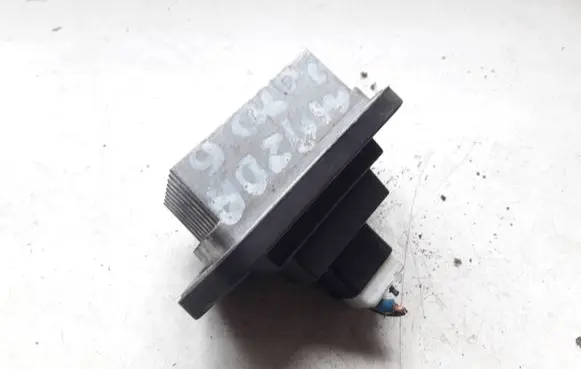 Mazda 6 Heater blower fan relay 