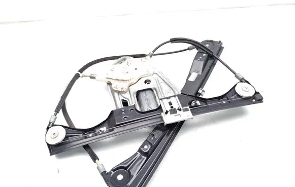 Mercedes-Benz C W203 Front door window regulator with motor A2037202546 990596101 A2118201842