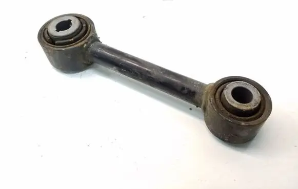 Rear control arm