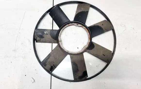 BMW 5 E39 Fan impeller 2243303 6600100000