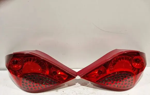 Peugeot 207 Rear/tail lights