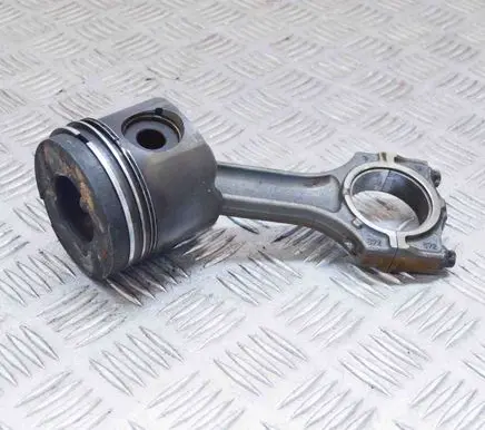 BMW 5 E39 Piston 