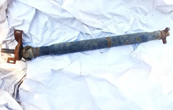 Mercedes-Benz 190 W201 Front prop shaft 04593650ad