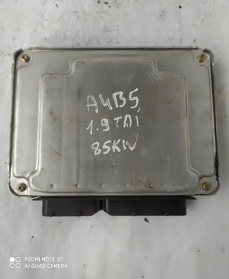 Audi A4 S4 B5 8D Engine control unit/module 038906019AN 0281010094